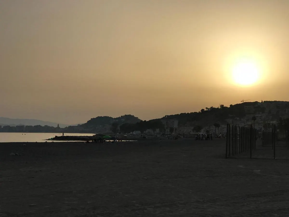 Malaga Beach House, 2 City Bikes, 2 Children'S Bikes, Wifi, Big Terrace, Bbq, Family, Childfriendly 0*,  스페인