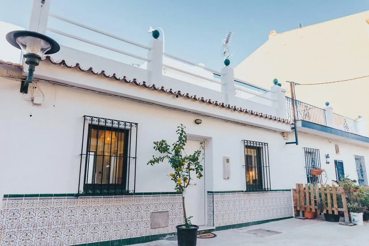 펜션 Malaga Beach House, 2 City Bikes, 2 Children'S Bikes, Wifi, Big Terrace, Bbq, Family, Childfriendly