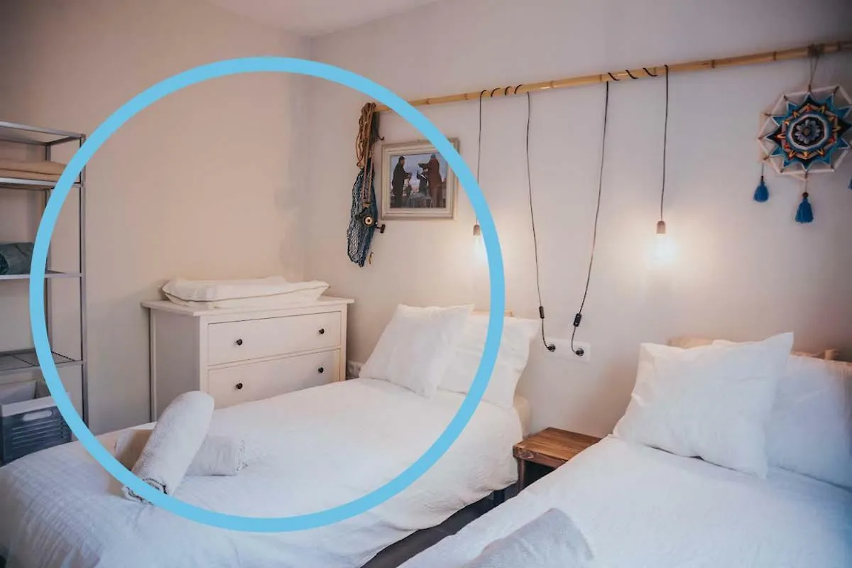 펜션 Malaga Beach House, 2 City Bikes, 2 Children'S Bikes, Wifi, Big Terrace, Bbq, Family, Childfriendly